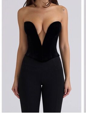 Black Plunge Neck Stretch Velvet Corset